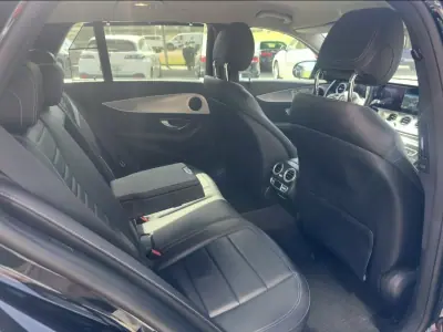Mercedes-Benz E 300 2020 - 31947 EUR, 131000 km - AUTO.MOTO.pt - 131000km - foto 11 de 20
