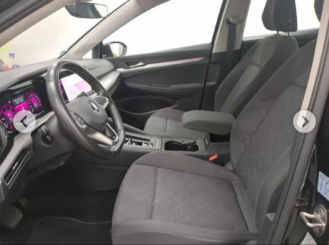 Volkswagen Golf 2022 - 27750 EUR, 130144 km - AUTO.MOTO.pt - 130144km - foto 7 de 10