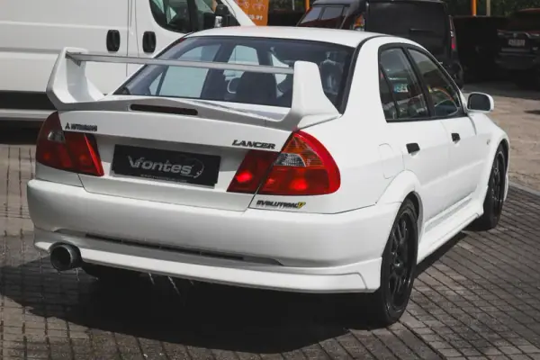 Mitsubishi Lancer 1998 - 125000 EUR, 54109 km - AUTO.MOTO.pt - 54109km - foto 30 de 30