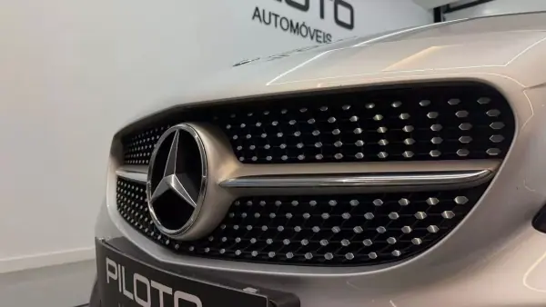 Mercedes-Benz C 220 2017 - 27990 EUR, 160170 km - AUTO.MOTO.pt - 160170km - foto 4 de 29