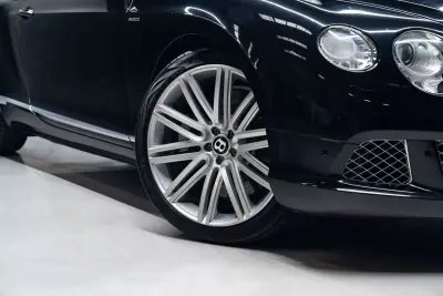Bentley Continental 2015 - 129950 EUR, 58000 km - AUTO.MOTO.pt - 58000km - foto 4 de 46
