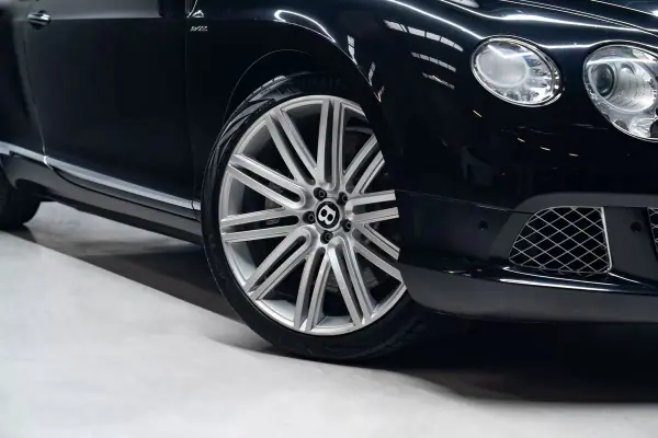 Bentley Continental 2015 - 119950 EUR, 58000 km - AUTO.MOTO.pt - 58000km - foto 4 de 46