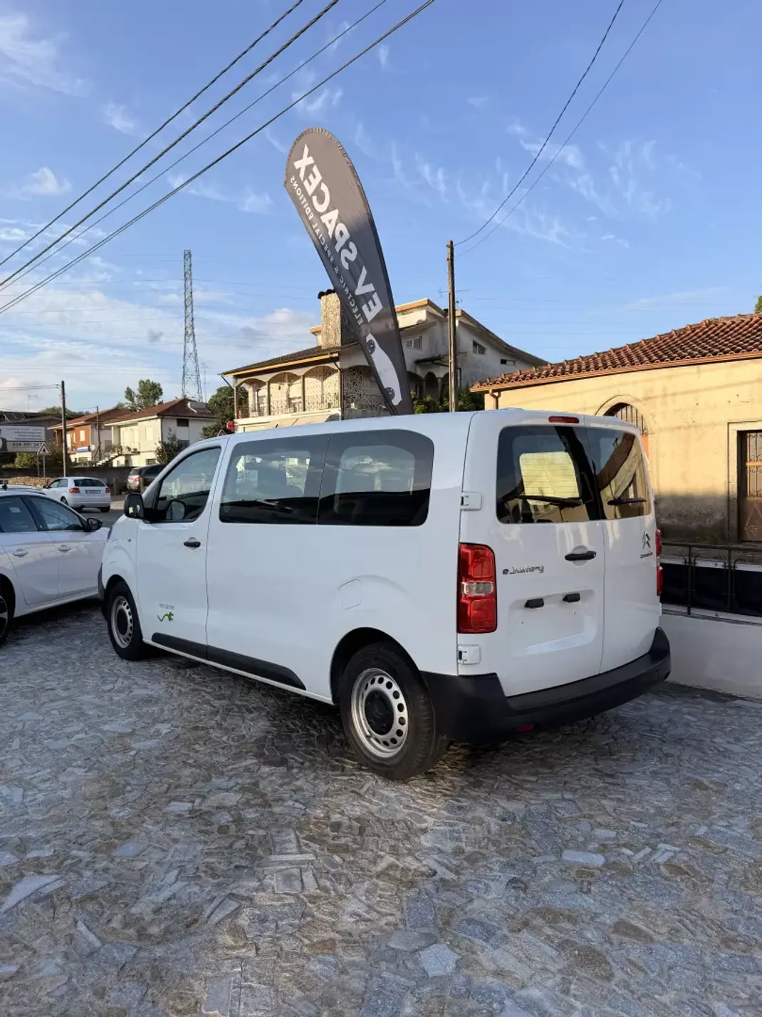 Citroën e-Jumpy 2022 - 23900 EUR, 39800 km - AUTO.MOTO.pt - 39800km - foto 1 de 11