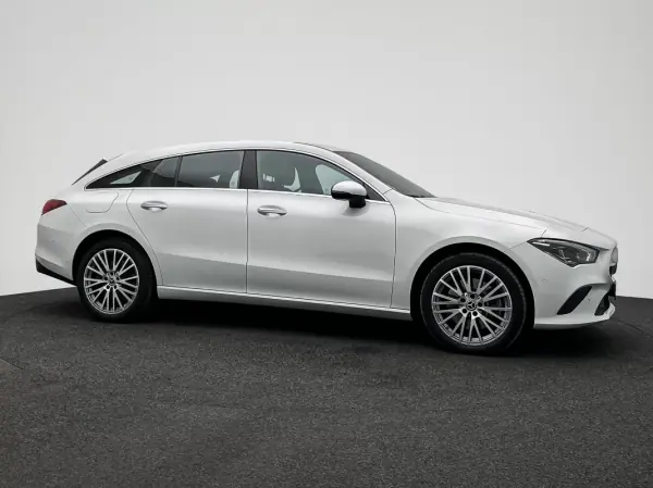 Mercedes-Benz CLA 250 2023 - 32000 EUR, 128000 km - AUTO.MOTO.pt - 128000km - foto 4 de 19