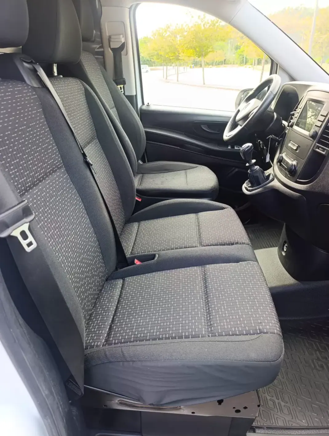 Mercedes-Benz 2020 - 19950 EUR, 114000 km - 114000km - foto 15 de 15