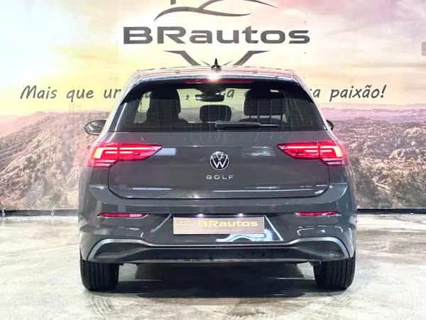 Volkswagen Golf 2022 - 22900 EUR, 66125 km - AUTO.MOTO.pt - 66125km - foto 7 de 29