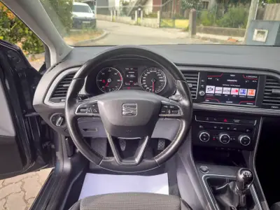 SEAT Leon ST 2019 - 11990 EUR, 190000 km - AUTO.MOTO.pt - 190000km - foto 6 de 12