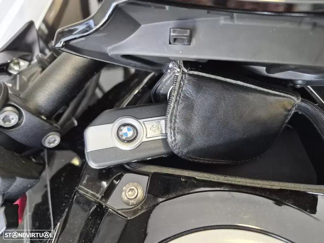 BMW C 400 GT 2022 - 16950 EUR, 14000 km - AUTO.MOTO.pt - 14000km - foto 10 de 20