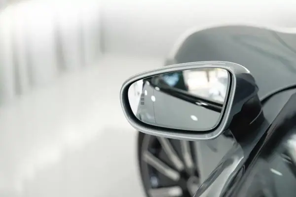 Porsche Taycan 2020 - 64950 EUR, 55941 km - AUTO.MOTO.pt - 55941km - foto 52 de 52