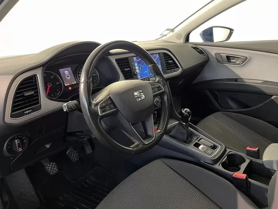 SEAT Leon ST 2018 - 11750 EUR, 195000 km - AUTO.MOTO.pt - 195000km - foto 12 de 35