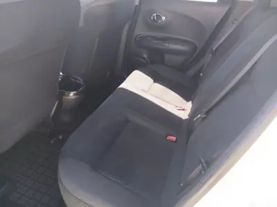 Nissan Juke 2013 - 9900 EUR, 175575 km - AUTO.MOTO.pt - 175575km - foto 18 de 27