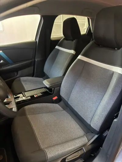 Citroën e-C4 2021 - 19900 EUR, 74000 km - AUTO.MOTO.pt - 74000km - foto 11 de 11