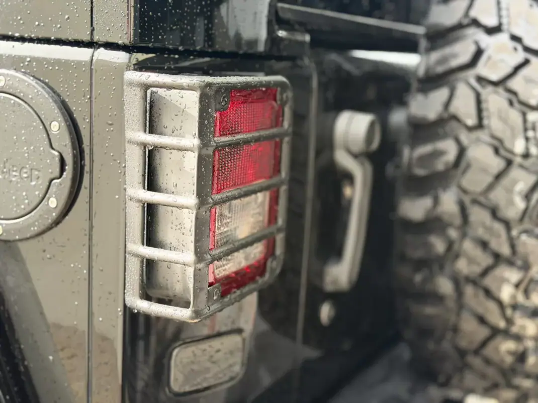 Jeep Wrangler Unlimited 2016 - 48000 EUR, 158000 km - 158000km - foto 13 de 14