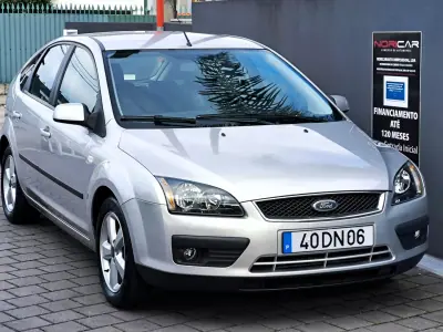 Ford Focus 2007 - 6950 EUR, 158684 km - AUTO.MOTO.pt - 158684km - foto 17 de 36