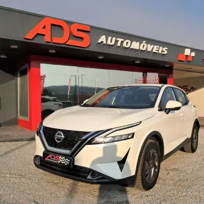 Nissan Qashqai 2022 - 23450 EUR, 37000 km - AUTO.MOTO.pt - 37000km - foto 4 de 16