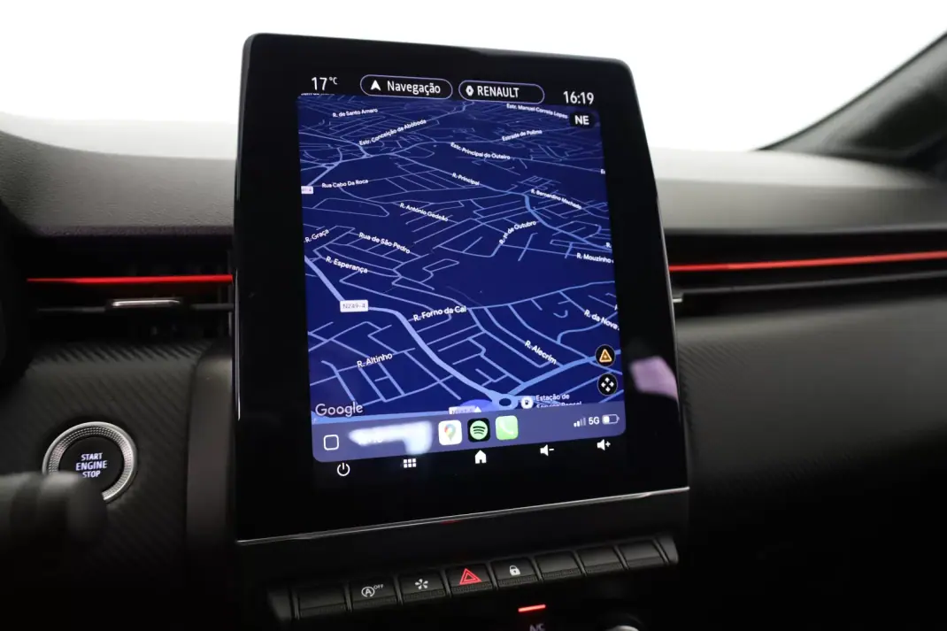 Renault Clio 2023 - 15950 EUR, 52147 km - AUTO.MOTO.pt - 52147km - foto 32 de 45