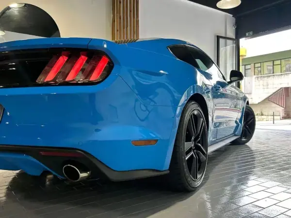 Ford Mustang 2017 - 45900 EUR, 24000 km - AUTO.MOTO.pt - 24000km - foto 12 de 12