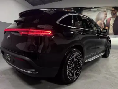 Mercedes-Benz EQC 2022 - 34750 EUR, 153419 km - AUTO.MOTO.pt - 153419km - foto 4 de 19