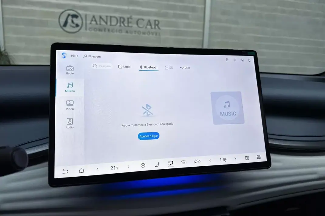 BYD Atto 3 2023 - 27950 EUR, 7718 km - AUTO.MOTO.pt - 7718km - foto 18 de 60