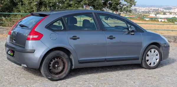Citroën C4 2008 - 2500 EUR, 247852 km - AUTO.MOTO.pt - 247852km - foto 8 de 18