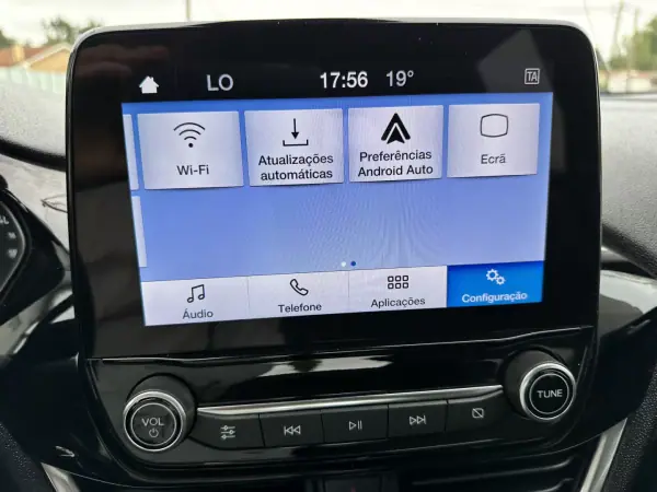 Ford Fiesta 2022 - 12900 EUR, 120000 km - AUTO.MOTO.pt - 120000km - foto 38 de 57
