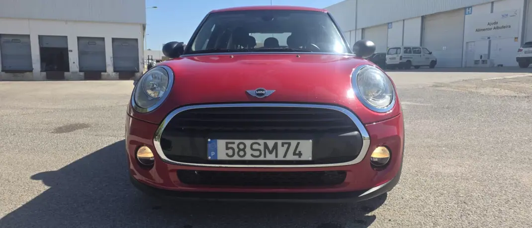 MINI One 2016 - 14900 EUR, 148000 km - AUTO.MOTO.pt - 148000km - foto 3 de 21