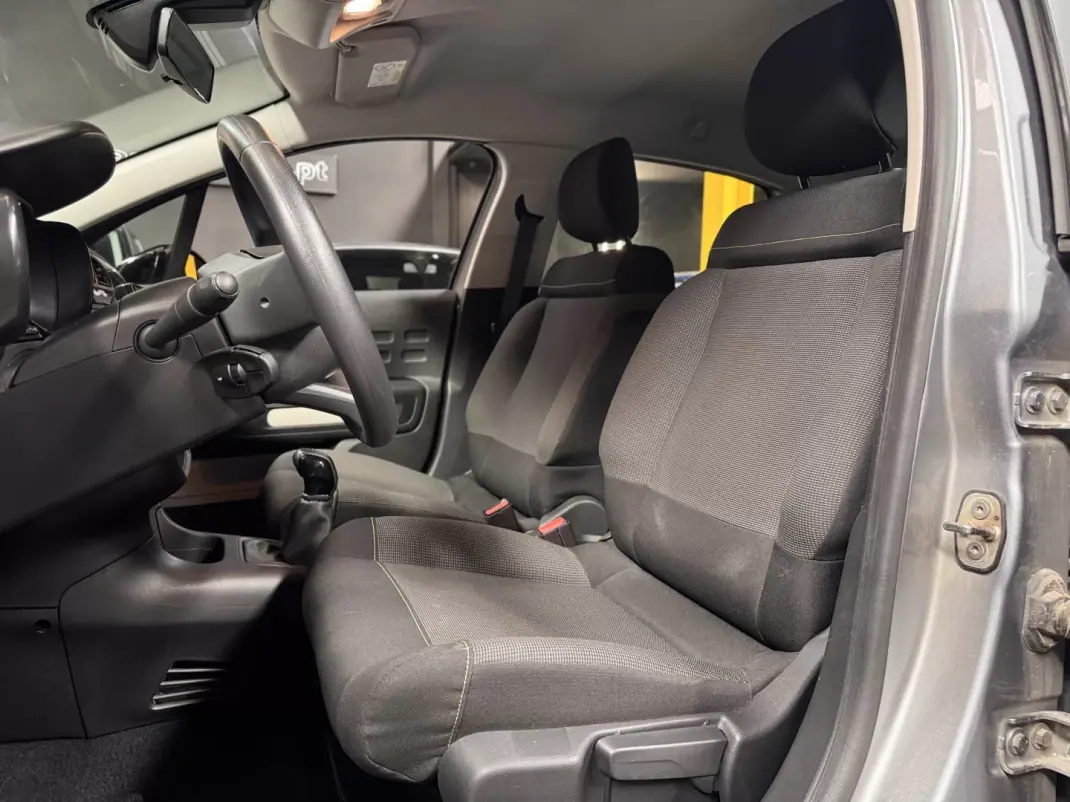 Citroën C3 2024 - 14990 EUR, 57600 km - 57600km - foto 18 de 23