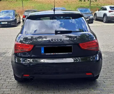 Audi A1 2012 - 8990 EUR, 206000 km - AUTO.MOTO.pt - 206000km - foto 5 de 20