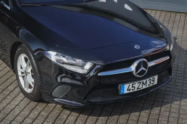 Mercedes-Benz A 180 2019 - 21980 EUR, 91680 km - AUTO.MOTO.pt - 91680km - foto 12 de 32