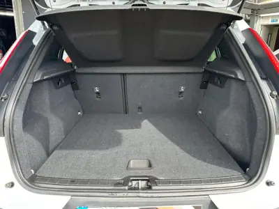 Volvo XC 40 2019 - 24900 EUR, 91623 km - AUTO.MOTO.pt - 91623km - foto 28 de 29