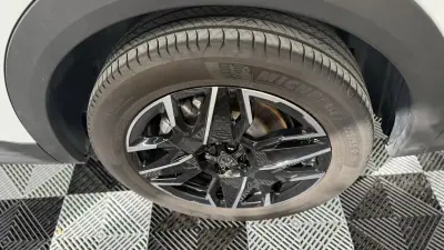 Peugeot 5008 2025 - 31500 EUR, 14880 km - AUTO.MOTO.pt - 14880km - foto 22 de 22