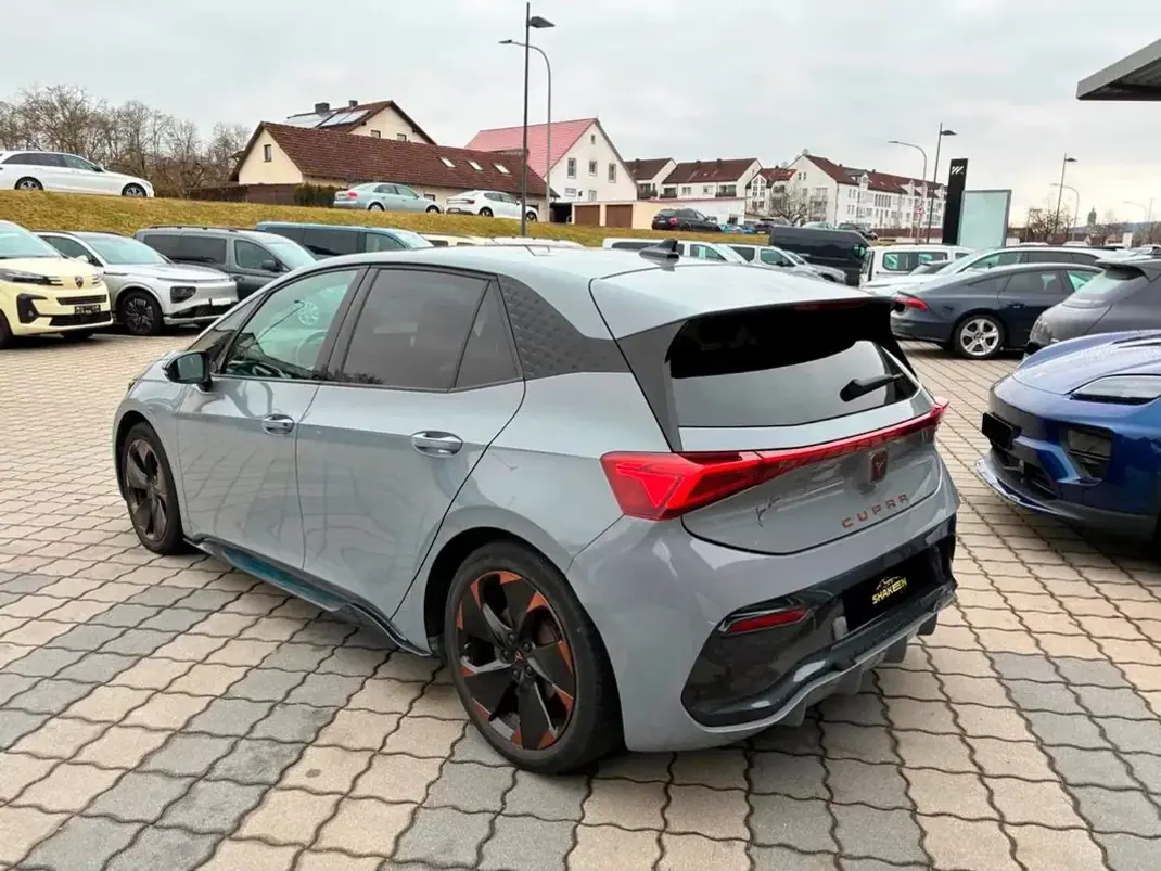 Cupra Born 2022 - 20790 EUR, 86236 km - AUTO.MOTO.pt - 86236km - foto 4 de 14