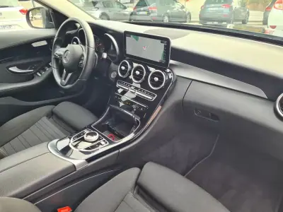 Mercedes-Benz C 300 2020 - 26590 EUR, 103371 km - AUTO.MOTO.pt - 103371km - foto 10 de 22