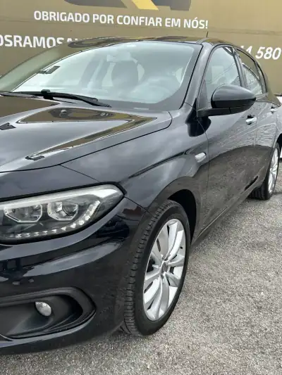 Fiat Tipo 2017 - 13900 EUR, 194560 km - AUTO.MOTO.pt - 194560km - foto 7 de 9