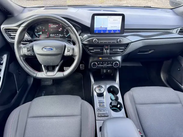 Ford Focus 2019 - 13900 EUR, 129500 km - AUTO.MOTO.pt - 129500km - foto 10 de 19