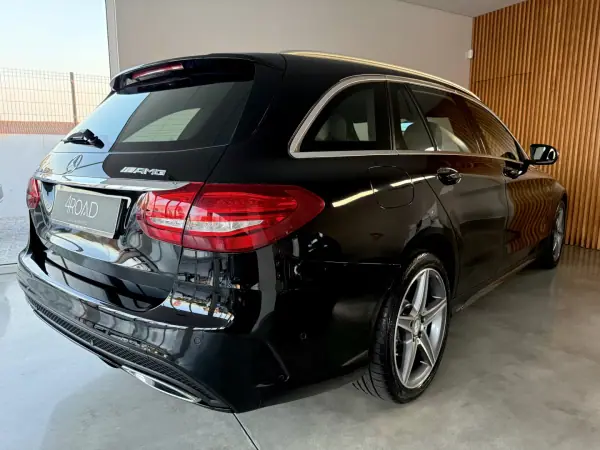Mercedes-Benz C 200 2015 - 17999 EUR, 175000 km - AUTO.MOTO.pt - 175000km - foto 17 de 125