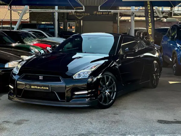 Nissan GT-R 2014 - 129900 EUR, 116000 km - AUTO.MOTO.pt - 116000km - foto 2 de 18