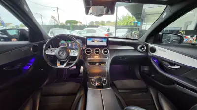 Mercedes-Benz C 300e 2021 - 21500 EUR, 165000 km - AUTO.MOTO.pt - 165000km - foto 9 de 41