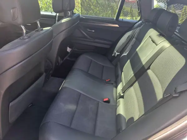 BMW 520 2012 - 11250 EUR, 371188 km - AUTO.MOTO.pt - 371188km - foto 11 de 18
