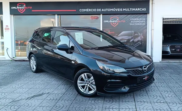 Opel Astra Sports Tourer 2020 - 11950 EUR, 157406 km - AUTO.MOTO.pt - 157406km - foto 2 de 13