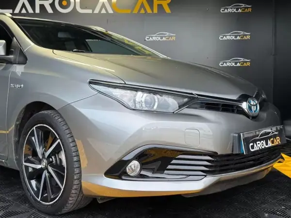 Toyota Auris Touring Sports 2017 - 15950 EUR, 100000 km - AUTO.MOTO.pt - 100000km - foto 2 de 22