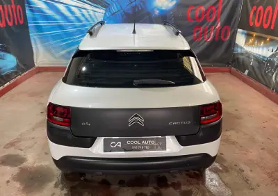 Citroën C4 Cactus 2017 - 10750 EUR, 58000 km - AUTO.MOTO.pt - 58000km - foto 14 de 37