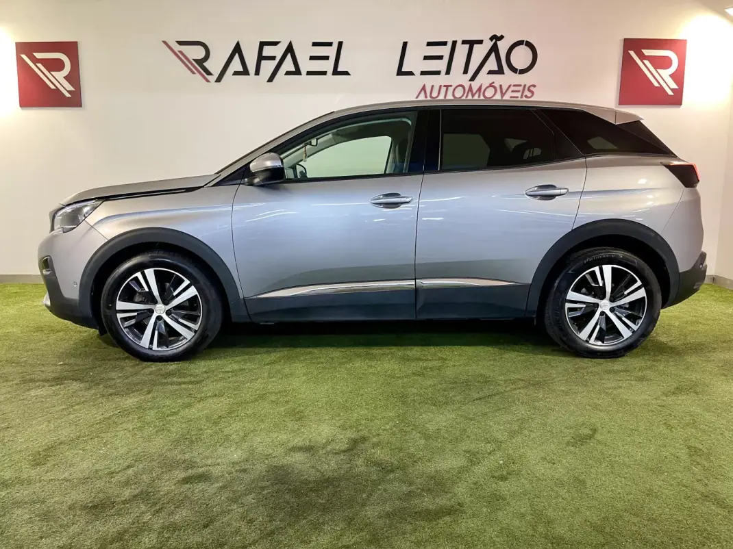 Peugeot 3008 2019 - 14950 EUR, 99000 km - 99000km - foto 6 de 34