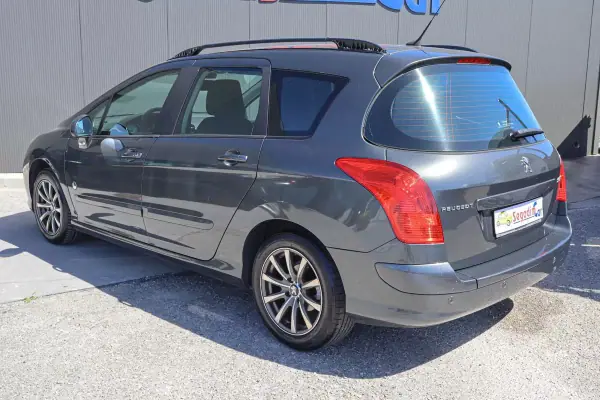 Peugeot 308 SW 2013 - 6990 EUR, 245527 km - AUTO.MOTO.pt - 245527km - foto 5 de 17