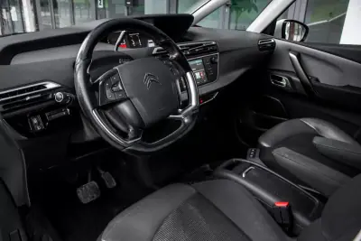 Citroën C4 Spacetourer 2019 - 10550 EUR, 304577 km - AUTO.MOTO.pt - 304577km - foto 25 de 45