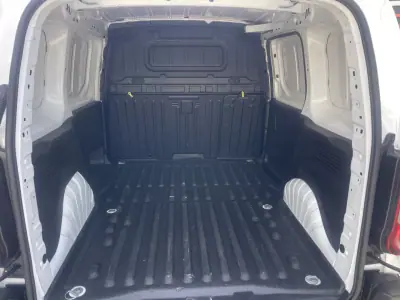 Toyota Proace City Verso 2021 - 16950 EUR, 84847 km - 84847km - foto 8 de 14