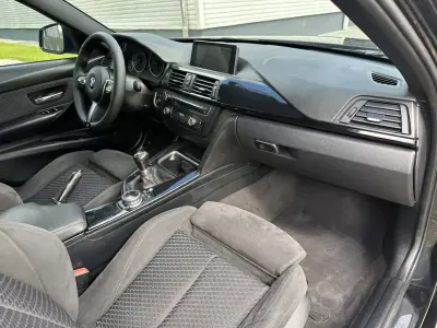 BMW 318 2014 - 11900 EUR, 350000 km - AUTO.MOTO.pt - 350000km - foto 50 de 60