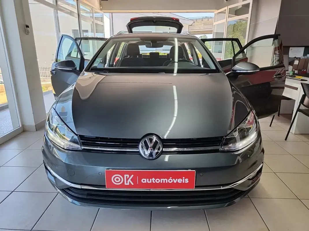 Volkswagen Golf Variant 2019 - 18250 EUR, 35000 km - 35000km - foto 13 de 23