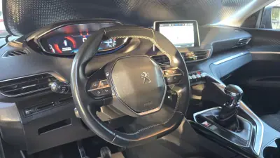 Peugeot 5008 2019 - 18500 EUR, 90600 km - AUTO.MOTO.pt - 90600km - foto 12 de 20