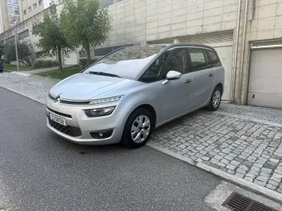 Citroën C4 Grand Picasso 2014 - 8950 EUR, 217000 km - AUTO.MOTO.pt - 217000km - foto 3 de 16